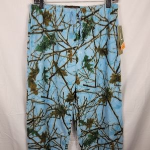 Trail Crest sleepwear pants Size L . NWT